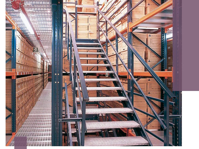 Лестницы складские прочные и безопасные под ключ в Донском