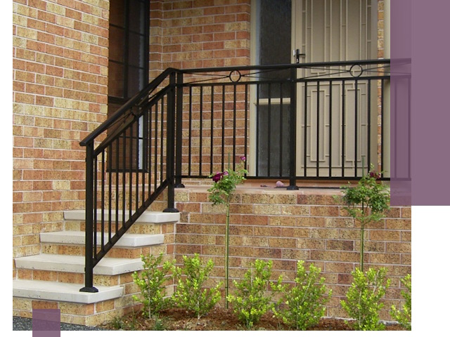 Уличные перила из металла под ключ в Донском